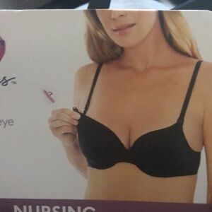 Secret Treasures T-Shirt Nursing Bra 36DD Padded Hook Eye Comfort Straps  Black